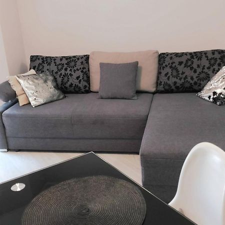 Apartament Zalesie Z Tarasem Lubiń Buitenkant foto