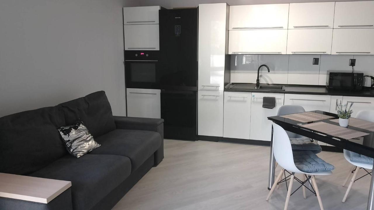 Apartament Zalesie Z Tarasem Lubiń Buitenkant foto